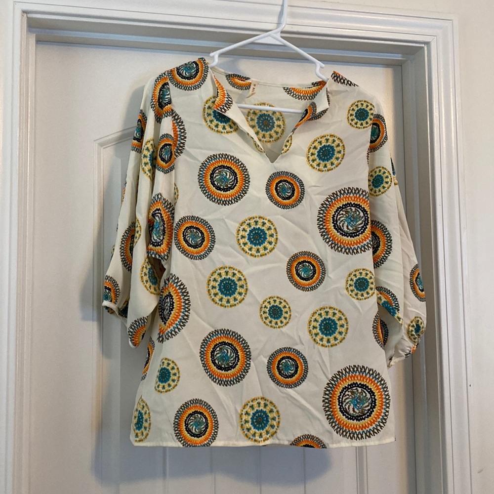 never worn size small shirt